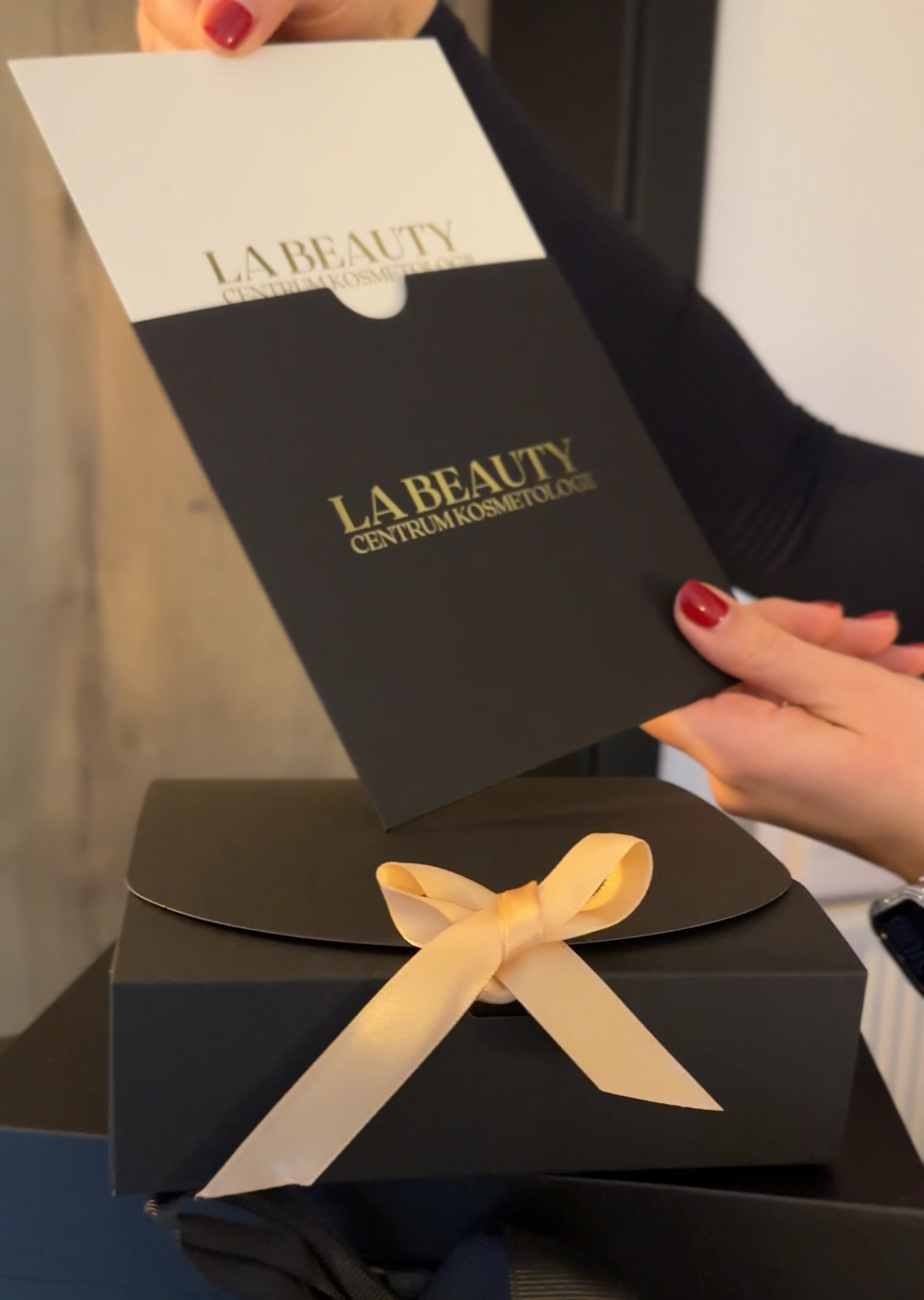 IMG_8422 Voucher na dowolny wybrany zabieg z oferty salonu La-Beauty